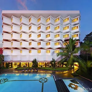 Otel The Gateway Road,